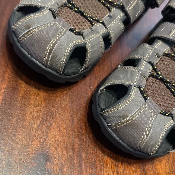 Teva Forebay Grey Fisherman Sandals Men’s US 7 - Picture 3 of 9